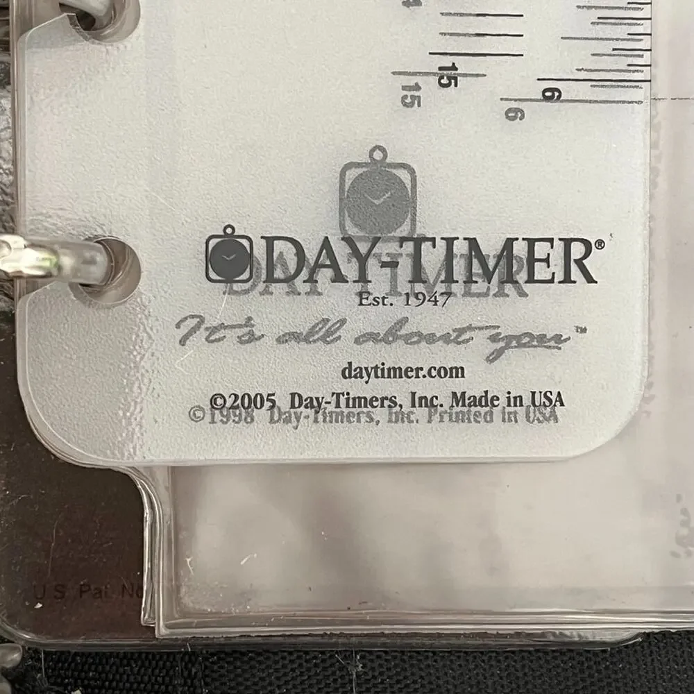 Black Genuine Leather Day-Timer Organizer 7-Ring Binder 10.5